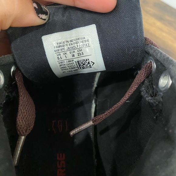 Converse - Picture 5 of 5